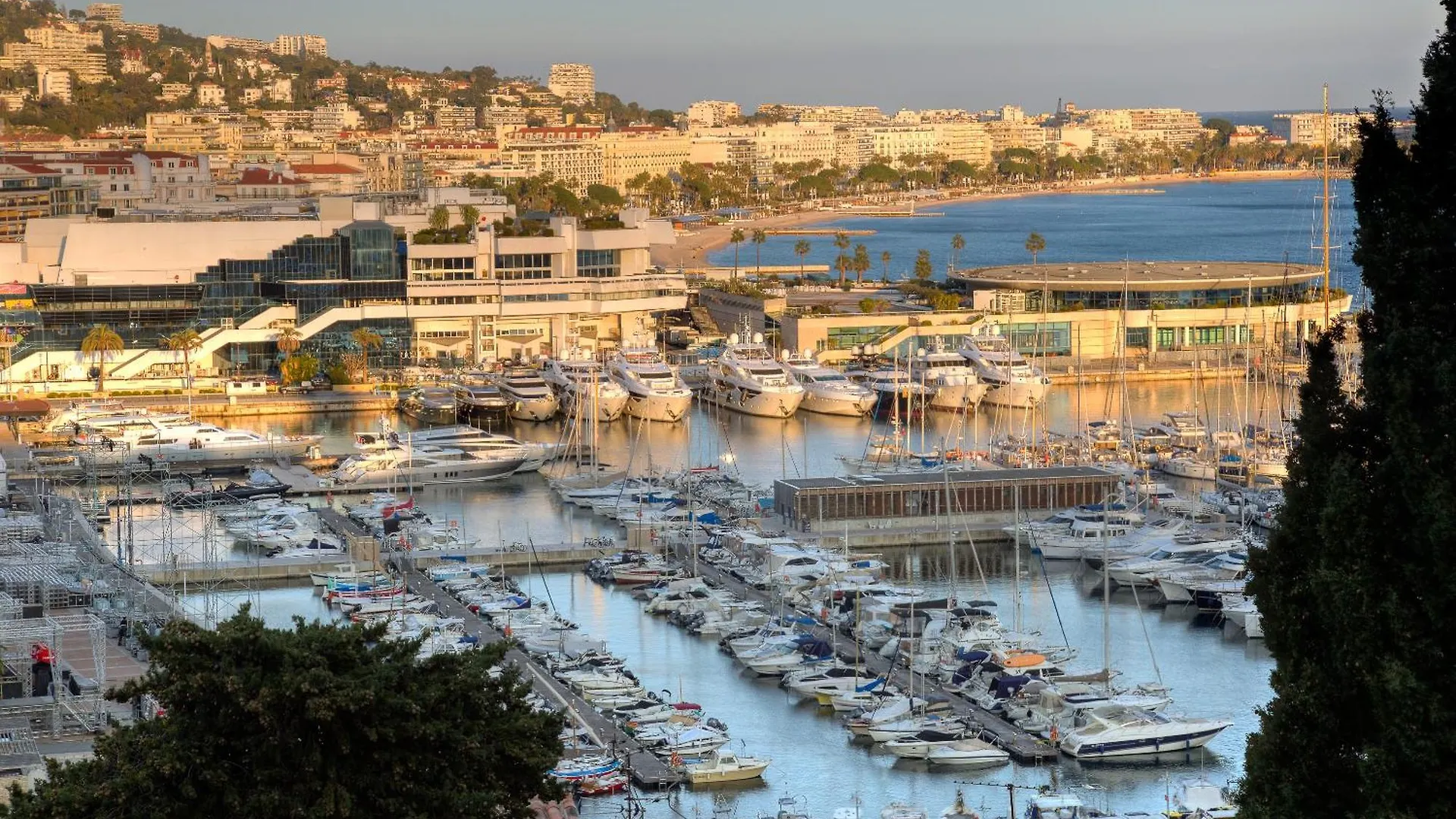Apartment Cannes Riviera By Scls Locations